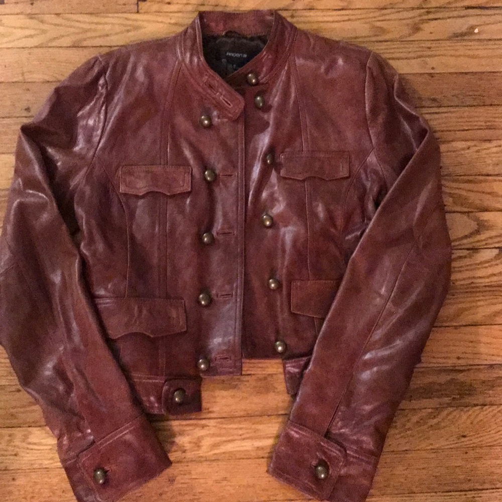 Distress leather jacket (military inspired)